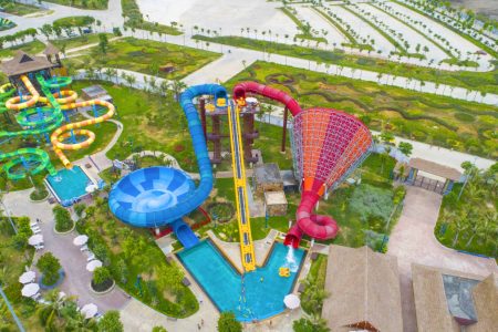 Discover Typhoon Water Park in Quang Ninh