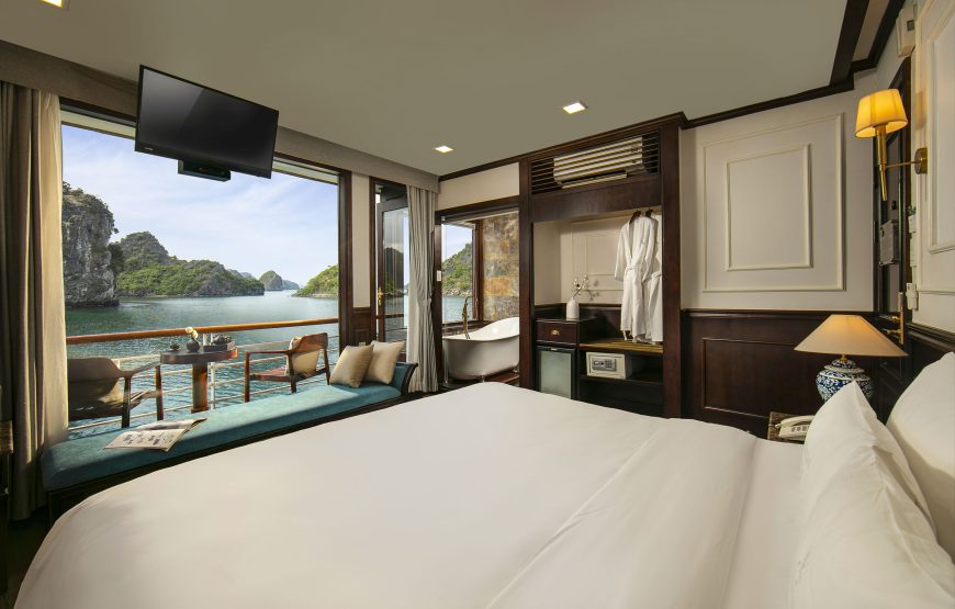 CONNECTING SENIOR SUITE CABIN WITH PRIVATE BALCONY